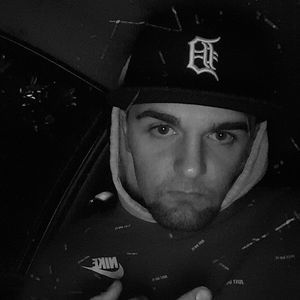 Meet your Posher, Mikey